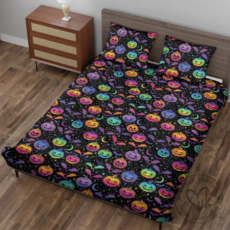 Neon Halloween Pumpkins and Bats Pattern Bedding Set
